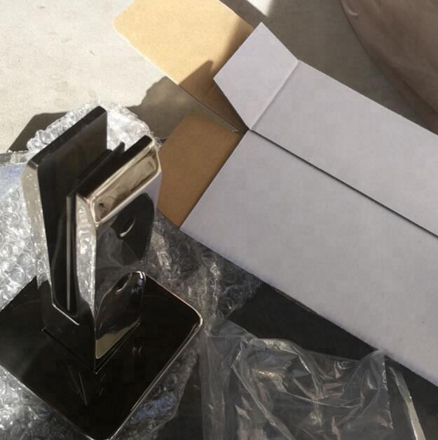 Stainless-Steel-Square-Core-Drilled-Glass-Spigot (2) - 副本