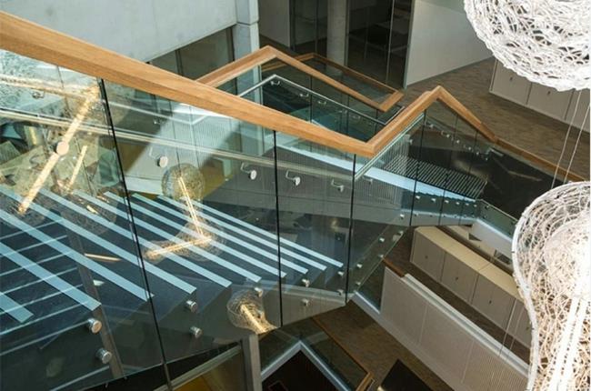 Staircase handrails steel with glass standoff